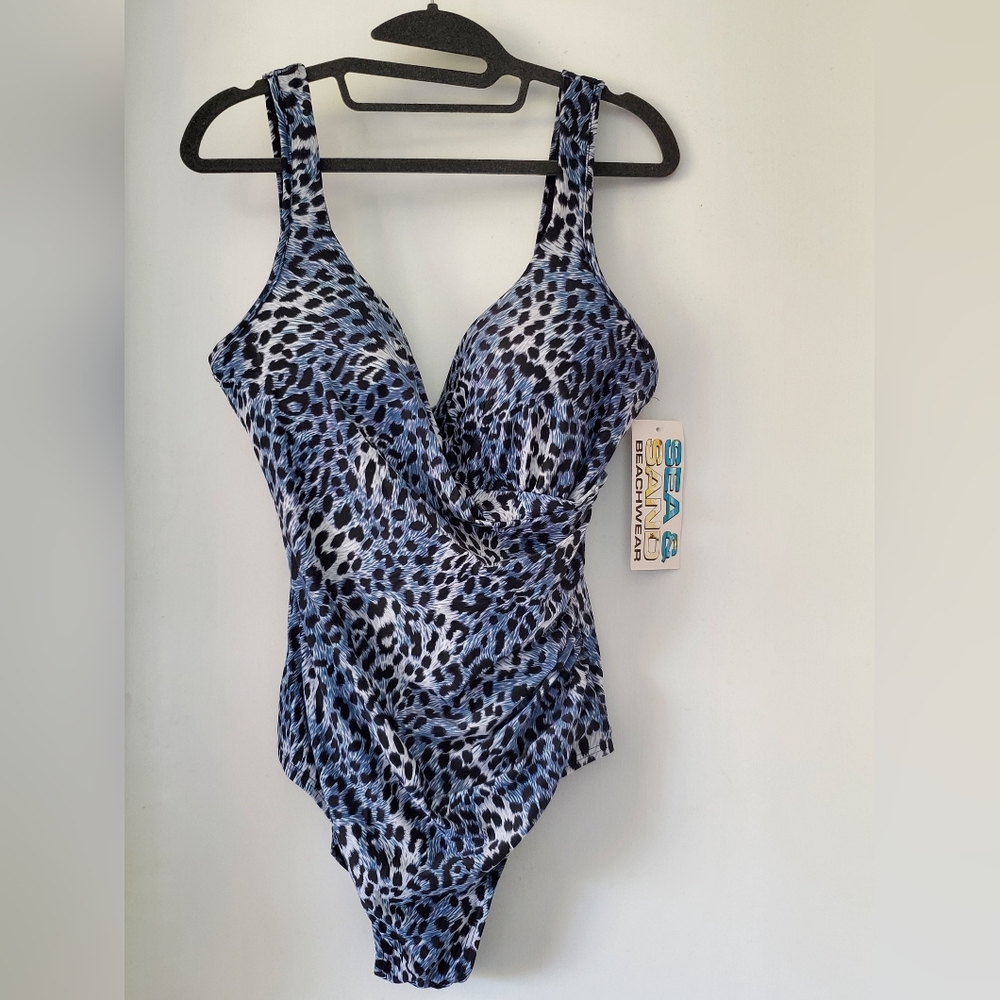 Bathing Suit--NWT